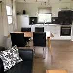 Chalet Appelvink, Toplocatie In Bosrijke Omgeving *